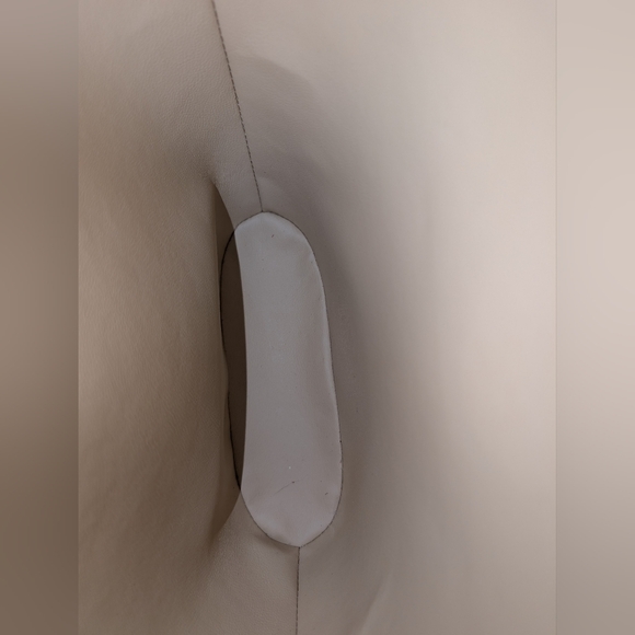 Authentic Vintage Christian Dior Caramel Leather Tote Bag - Picture 8 of 11